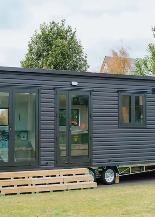 Tiny Home on wheels 7 185sf Steel, Aluminum and Wood Manufactured by PCM Florida